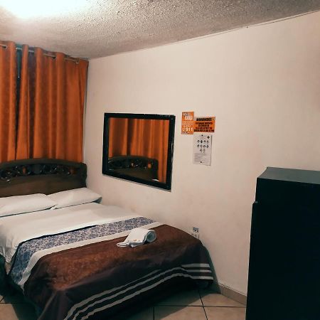 Hostal Ajavi Del Sur Quito Dış mekan fotoğraf